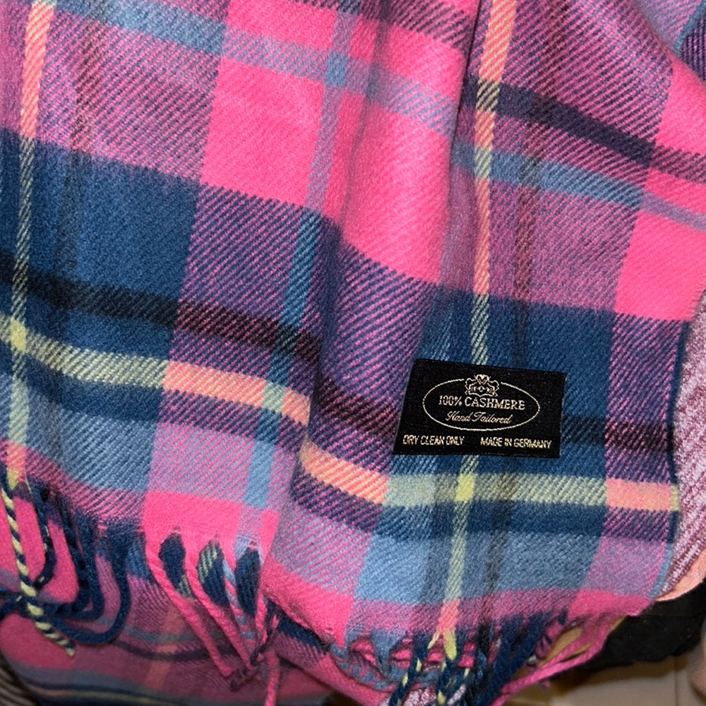 MARKDOWN SALE!!  100% Cashmere LONG Scarf - Picture 2 of 8